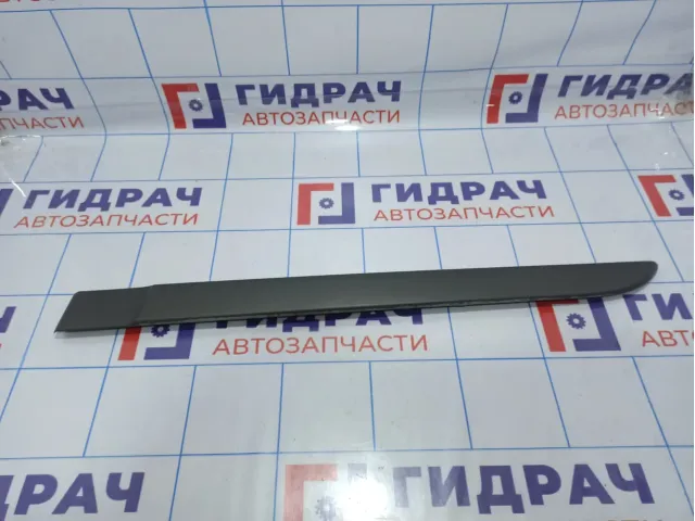 Накладка двери задней левой Renault Megane 2 8200574625
