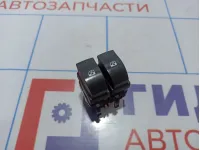 Блок управления задними стеклоподъемниками Renault Megane 2 8200315050