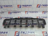Решетка в бампер центральная Renault Megane 2 8200746184