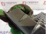 Решетка в бампер центральная Renault Megane 2 8200746184