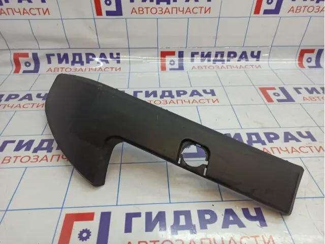 Накладка переднего бампера правая Renault Megane 2 7701476889