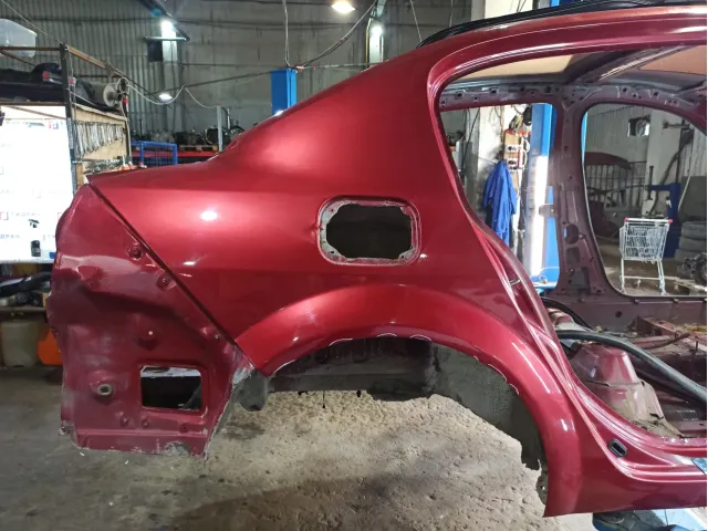 Крыло заднее правое Renault Megane 2