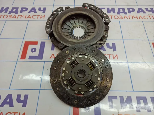 Корзина сцепления с диском Renault Megane 2 8200187171