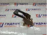 Рычаг, педаль стояночного тормоза Renault Megane 8200321029