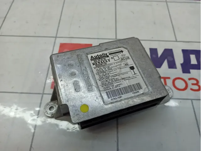 Блок управления AIR BAG Renault Megane 8200481132