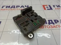 Блок предохранителей Renault Megane 8200306031