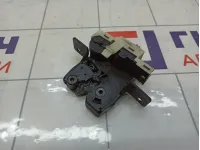 Замок багажника Renault Megane 8200947699