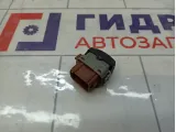 Кнопка обогрева сидений Renault Megane 8200107526