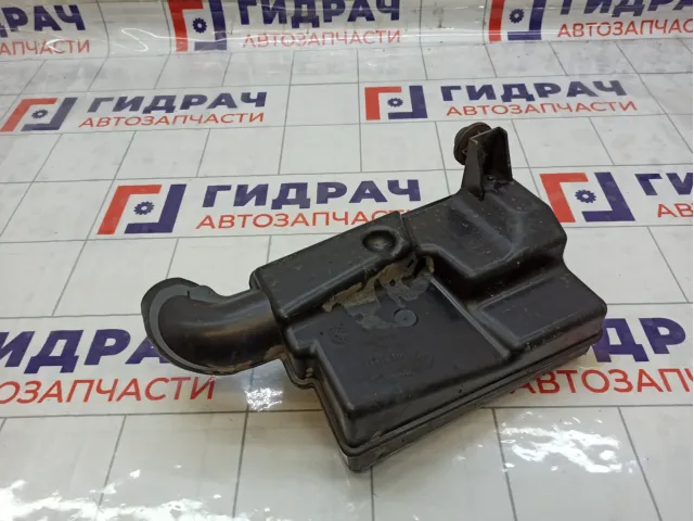 Резонатор воздушного фильтра Renault Megane 8200233761