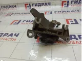 Кронштейн КПП (АКПП, МКПП) Renault Megane 8200043084