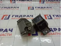 Опора двигателя правая Renault Megane 8200904700