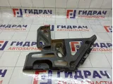 Направляющая бампера заднего левая Renault Megane 8200146041