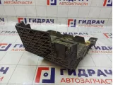Кронштейн крепления аккумулятора (АКБ) Renault Megane 8200467409