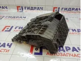 Кронштейн крепления аккумулятора (АКБ) Renault Megane 8200467409