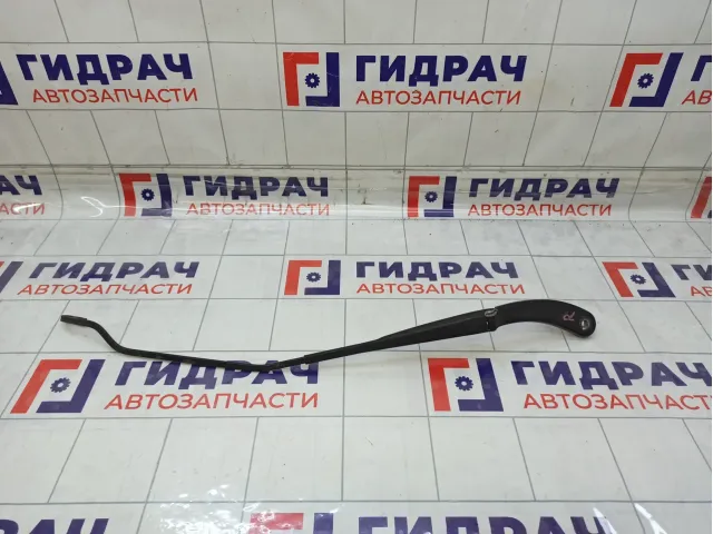 Поводок стеклоочистителя (Поводок дворника) правый Renault Megane 7701057366