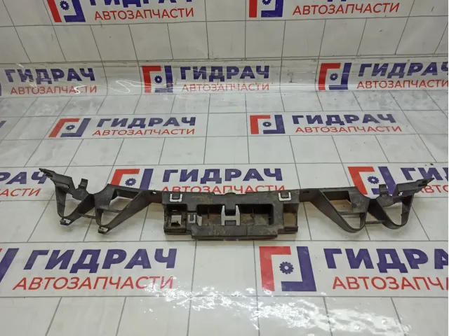 Направляющая бампера заднего Renault Megane 8200146040