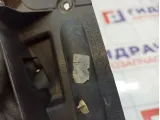 Направляющая бампера заднего правая Renault Megane 8200176035
