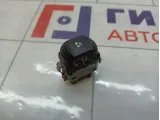 Кнопка стеклоподъемника переднего правого Renault Megane 8200414962