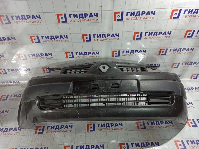 Бампер передний Renault Megane 7701474484