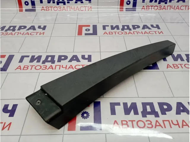 Накладка стойки средней левой наружная Renault Megane 2 8200073435