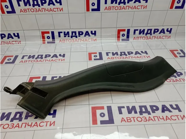 Обшивка стойки задней правой нижняя Renault Megane 2 8200326530
