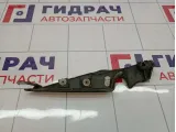 Накладка решетки стеклоочистителя левая Renault Megane 2 8200100590