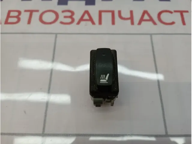 Кнопка обогрева сиденья правая Renault Megane 2 8200407422