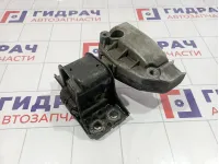 Опора двигателя правая Renault Megane 2 8200904700