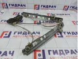 Стеклоподъемник электрический передний правый Renault Megane 2 8201010925