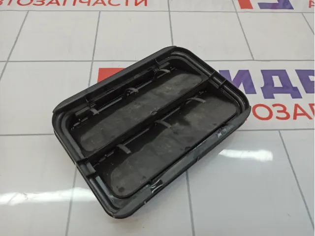 Решетка вентиляционная Renault Megane 2 7700838358