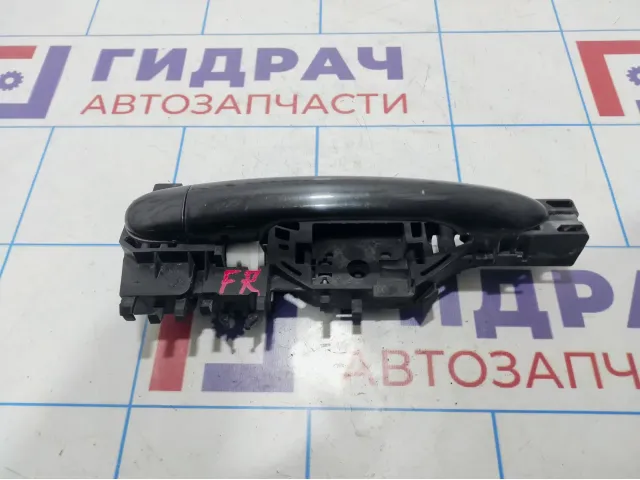Ручка двери передней правой наружная Renault Megane 2