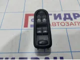 Блок управления стеклоподъемниками Renault Megane 2 8200315042