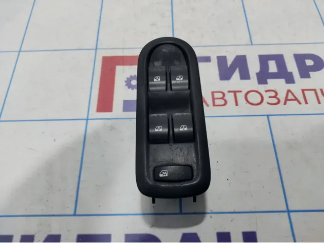 Блок управления стеклоподъемниками Renault Megane 2 8200315042