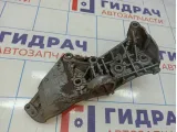 Кронштейн генератора Renault Megane 2 8200242569