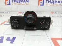 Блок управления климатической установкой Renault Megane 69420002