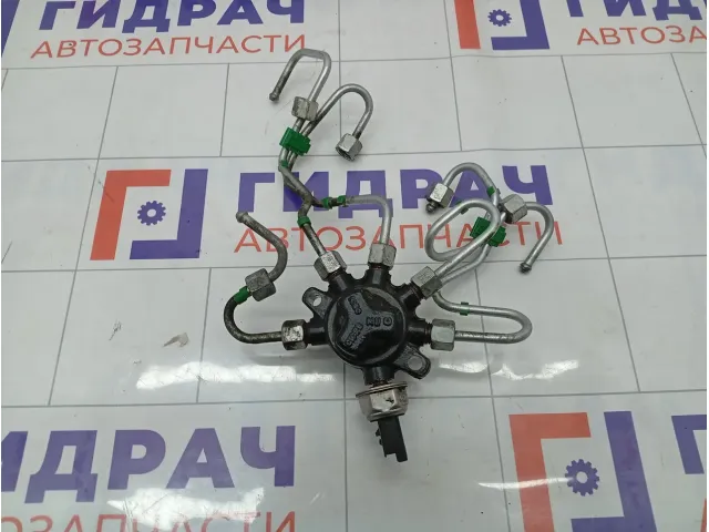 Топливная рампа (топливная рейка) Renault Megane 8200584034