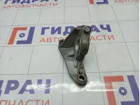 Кронштейн промежуточного вала Renault Megane 8200684534