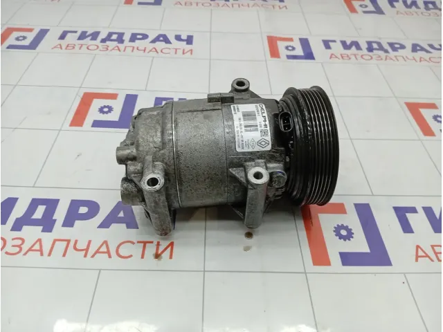 Компрессор системы кондиционирования Renault Megane 8200600110