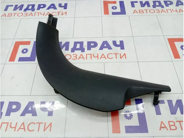 Накладка порога внутренняя передняя левая Renault Megane 8200100395