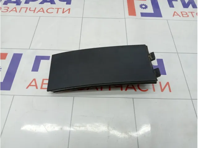 Накладка декоративная на консоль Renault Megane 8200079101