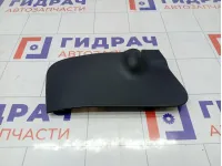 Накладка консоли правая Renault Megane 8200079033