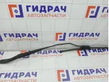Поводок стеклоочистителя (Поводок дворника) правый Renault Megane 7701063734