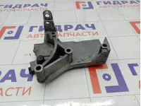 Кронштейн двигателя правый Renault Megane 112314312R