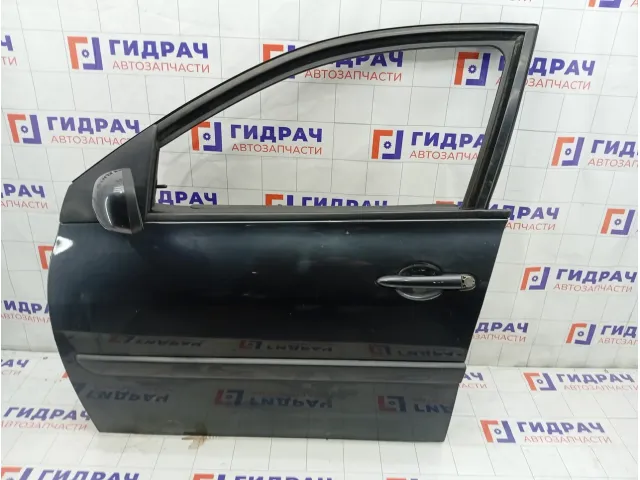Дверь передняя левая Renault Megane 7751473728