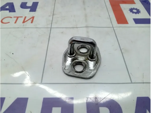 Ответная часть замка багажника Renault Megane 8200765143