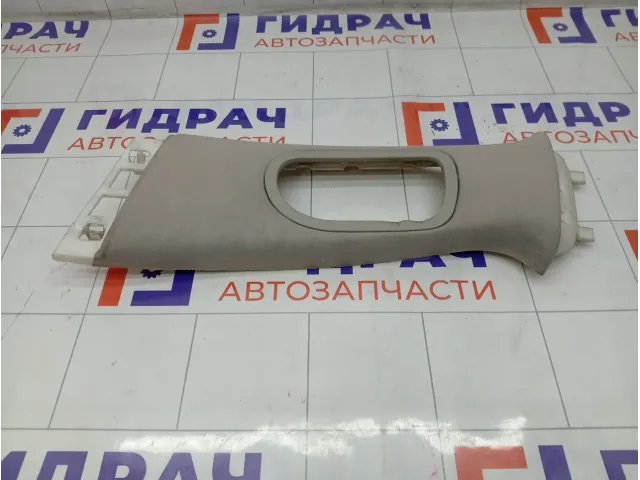 Обшивка стойки средней левой верхняя Renault Megane 8200034957