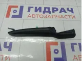Накладка решетки стеклоочистителя левая Renault Megane 8200100590