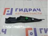 Накладка решетки стеклоочистителя левая Renault Megane 8200100590