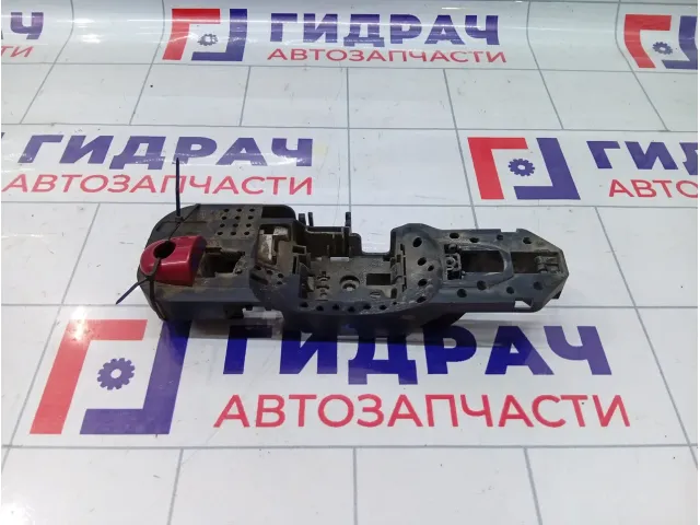 Кронштейн ручки двери передней левой Renault Megane 806070032R