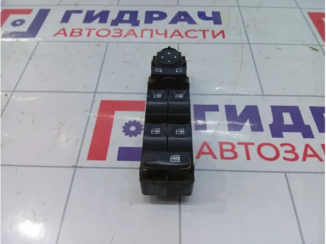 Блок управления стеклоподъемниками Renault Megane 254000008R